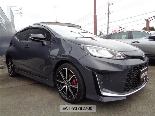 Toyota AQUA 2025-03 8827777-2