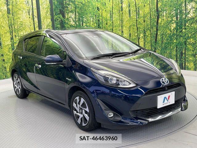 Toyota AQUA 2019-07 8827793-16