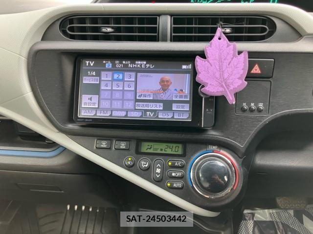 Toyota AQUA 2013-09 8827847-19