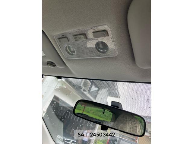 Toyota AQUA 2013-09 8827847-21