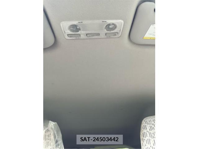 Toyota AQUA 2013-09 8827847-22