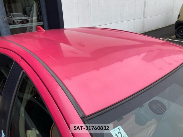 Toyota AQUA 2015-12 8827850-8