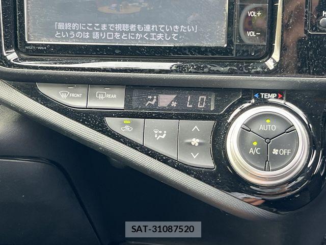 Toyota AQUA 2016-09 8827804-12