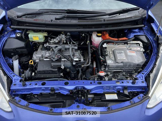 Toyota AQUA 2016-09 8827804-25