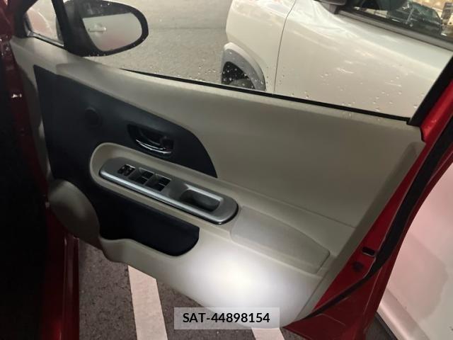 Toyota AQUA 2012-05 8827835-14