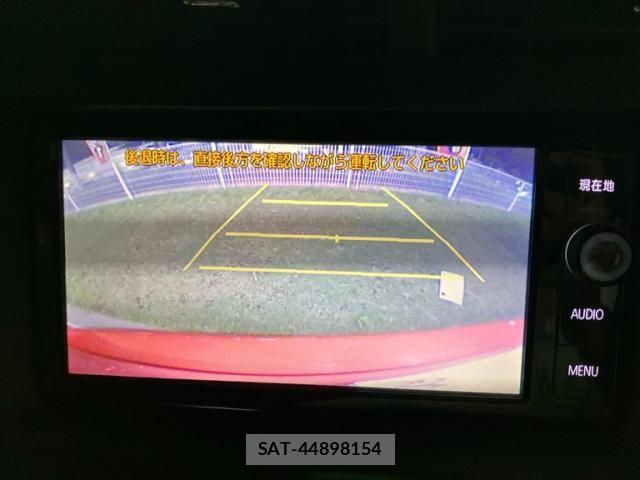 Toyota AQUA 2012-05 8827835-24