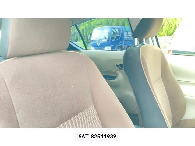 Toyota AQUA 2014-08 8827846-9