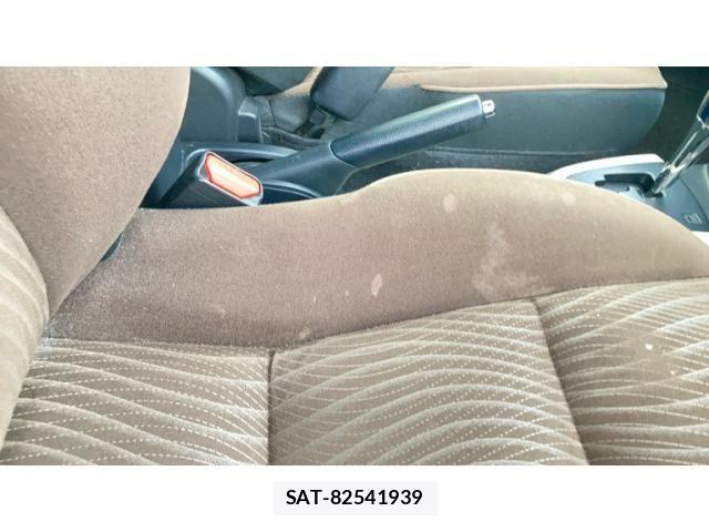 Toyota AQUA 2014-08 8827846-16