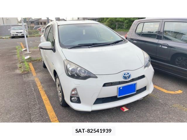 Toyota AQUA 2014-08 8827846-1