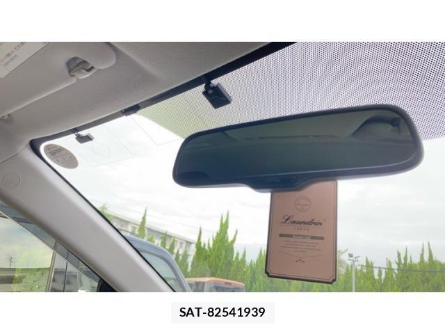 Toyota AQUA 2014-08 8827846-22