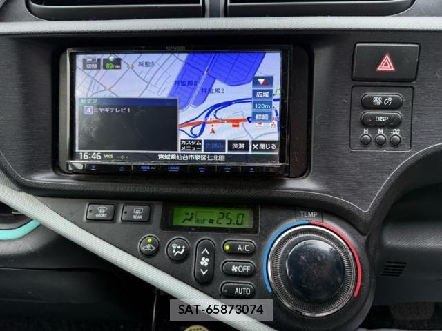 Toyota AQUA 2013-04 8827860-15