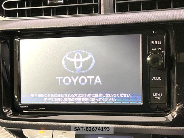 Toyota AQUA 2015-10 8827802-2