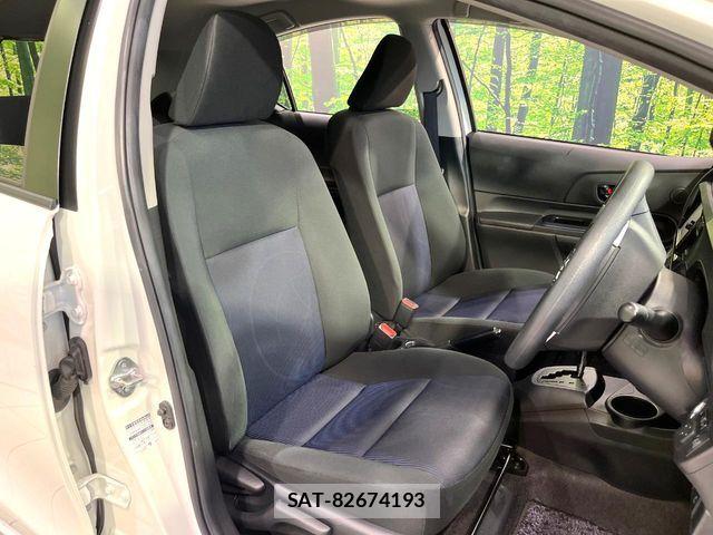 Toyota AQUA 2015-10 8827802-7