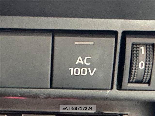 Toyota AQUA 2023-09 8827790-26