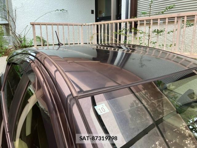 Toyota AQUA 2013-10 8827831-10