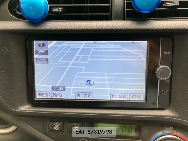 Toyota AQUA 2013-10 8827831-23