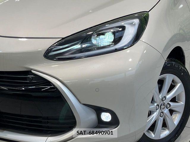 Toyota AQUA 2023-09 8827782-11