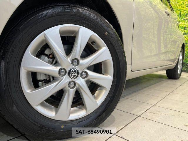 Toyota AQUA 2023-09 8827782-12