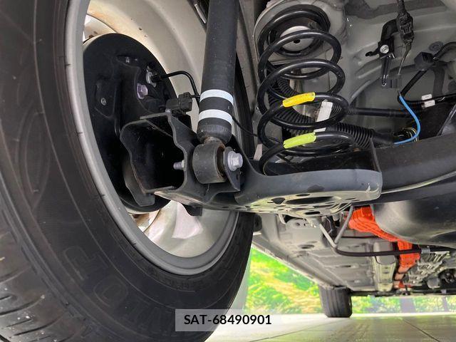 Toyota AQUA 2023-09 8827782-19