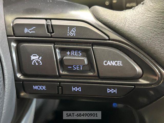 Toyota AQUA 2023-09 8827782-4