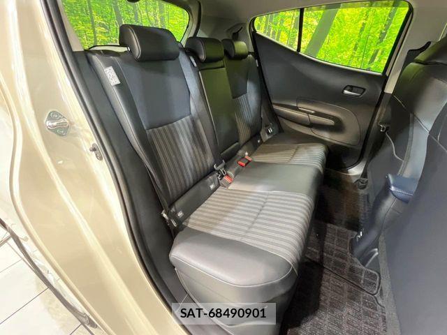 Toyota AQUA 2023-09 8827782-8