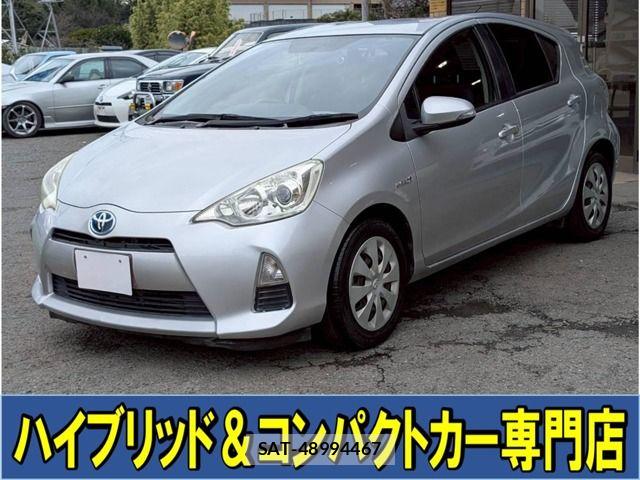Toyota AQUA 2013-04 8827829-0