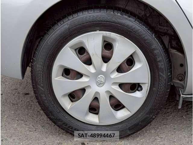 Toyota AQUA 2013-04 8827829-12
