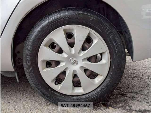 Toyota AQUA 2013-04 8827829-14