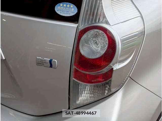 Toyota AQUA 2013-04 8827829-18