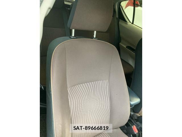 Toyota AQUA 2013-02 8827843-16