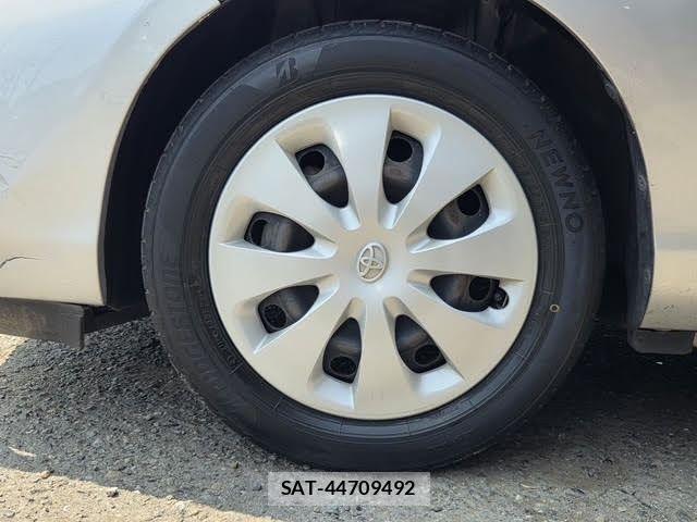 Toyota AQUA 2013-04 8827830-19