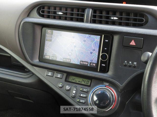 Toyota AQUA 2013-03 8827813-8