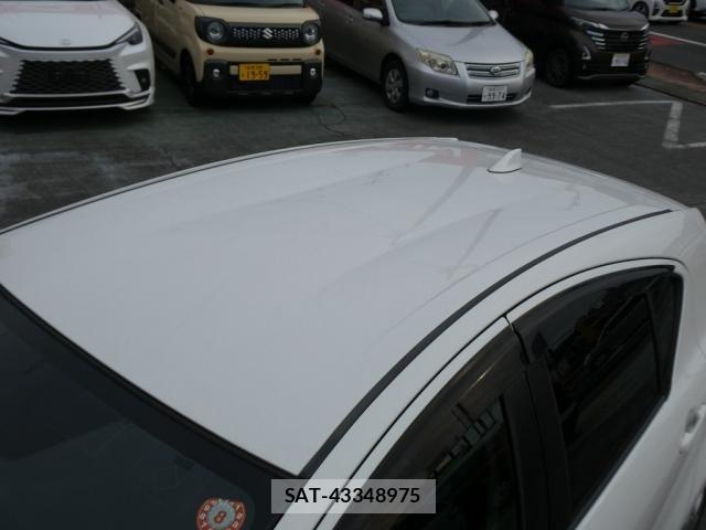 Toyota AQUA 2015-11 8827845-10