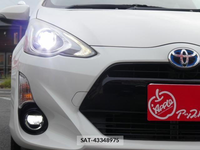 Toyota AQUA 2015-11 8827845-13