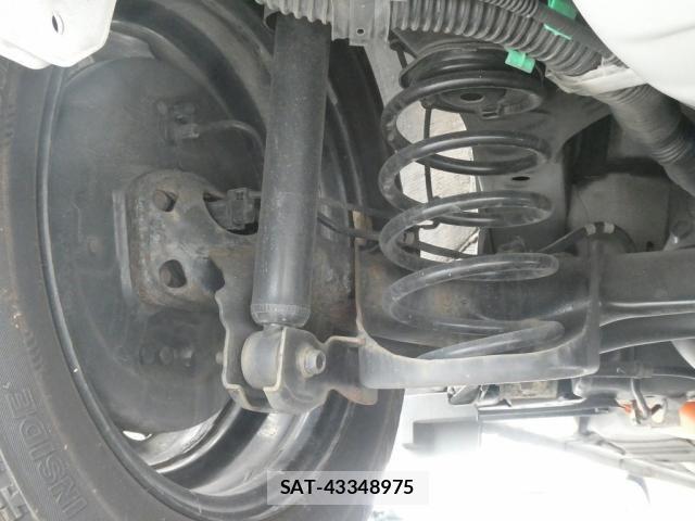 Toyota AQUA 2015-11 8827845-14