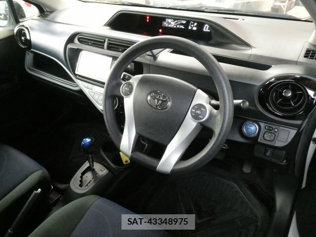Toyota AQUA 2015-11 8827845-27