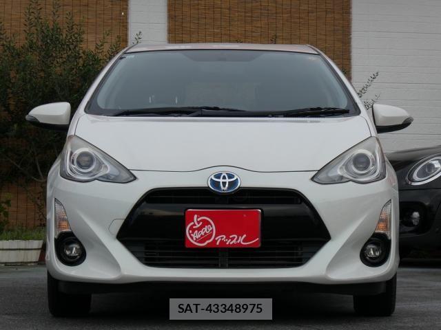 Toyota AQUA 2015-11 8827845-2