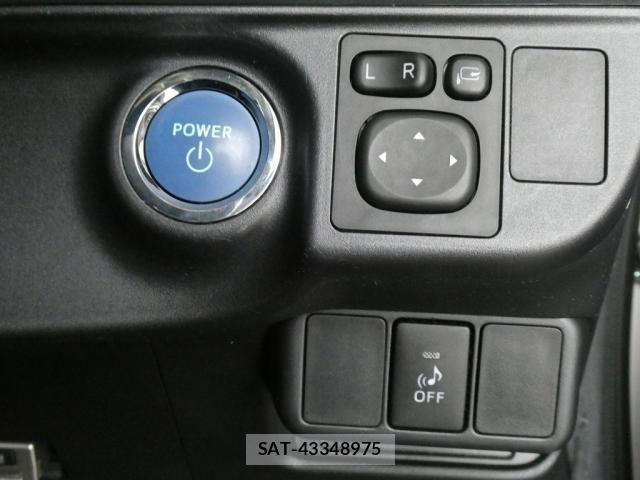 Toyota AQUA 2015-11 8827845-29
