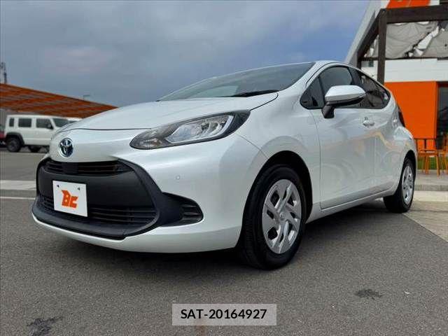 Toyota AQUA 2022-09 8827791-9