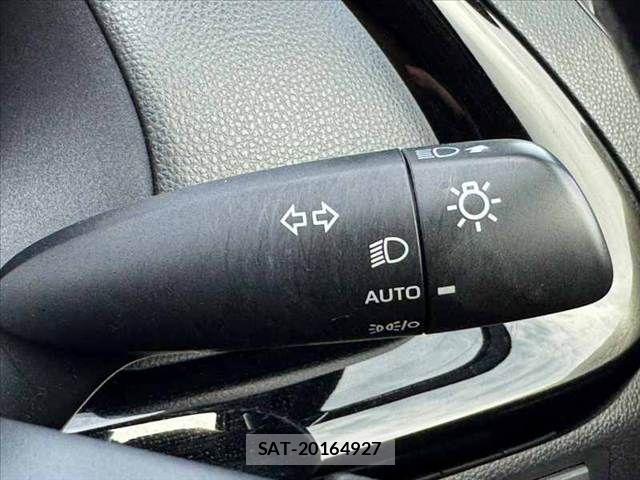 Toyota AQUA 2022-09 8827791-21