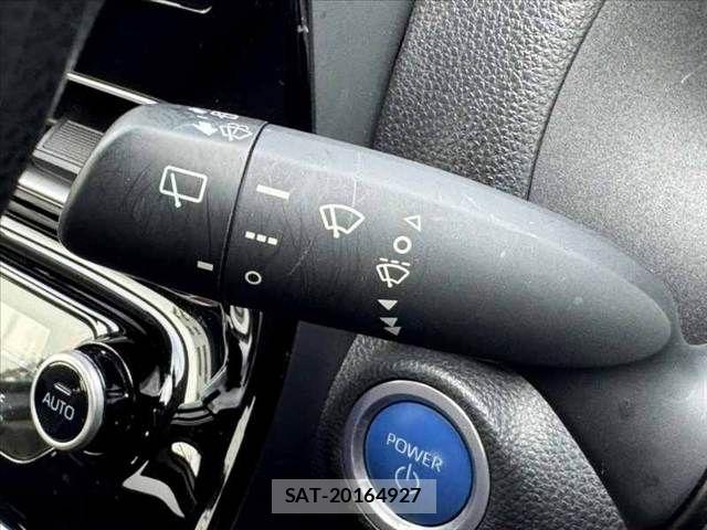Toyota AQUA 2022-09 8827791-22