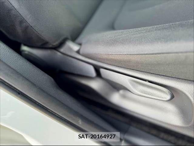 Toyota AQUA 2022-09 8827791-29