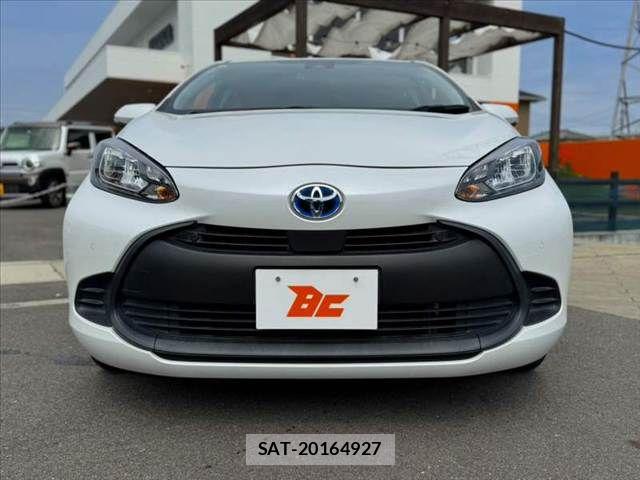 Toyota AQUA 2022-09 8827791-8