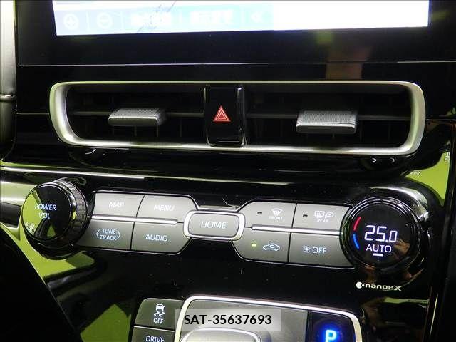 Toyota AQUA 2024-03 8827779-16
