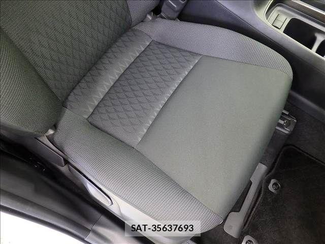 Toyota AQUA 2024-03 8827779-22