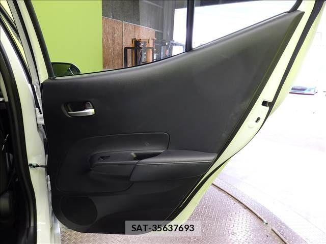 Toyota AQUA 2024-03 8827779-26