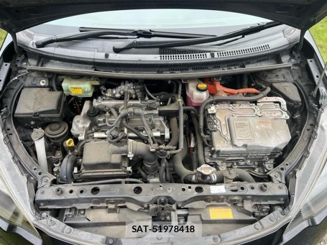 Toyota AQUA 2013-11 8827854-21
