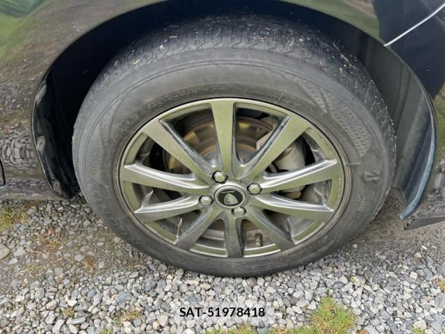 Toyota AQUA 2013-11 8827854-6