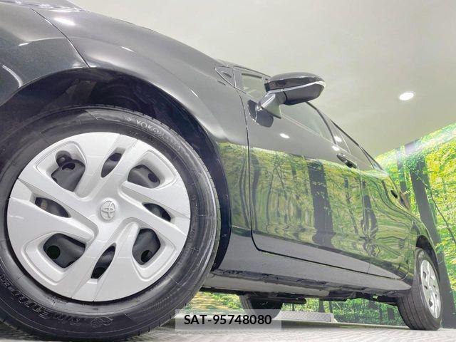 Toyota AQUA 2025-02 8827781-13