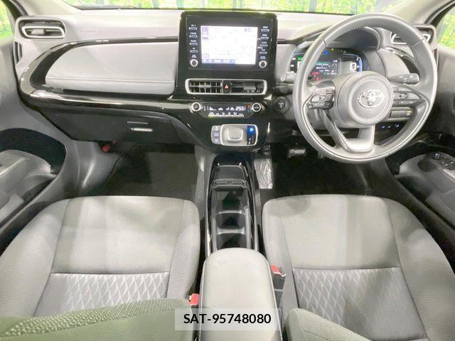Toyota AQUA 2025-02 8827781-1